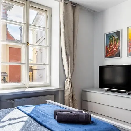 Miodowa 12, Old Town / 200 M From Castle Square Apartamento
